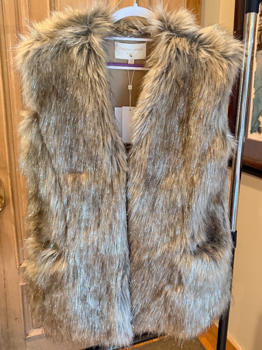 NWT- ADRIENNE LANDAU QUARTZ FAUX FUR VEST -SIZE M - MSRP -$425